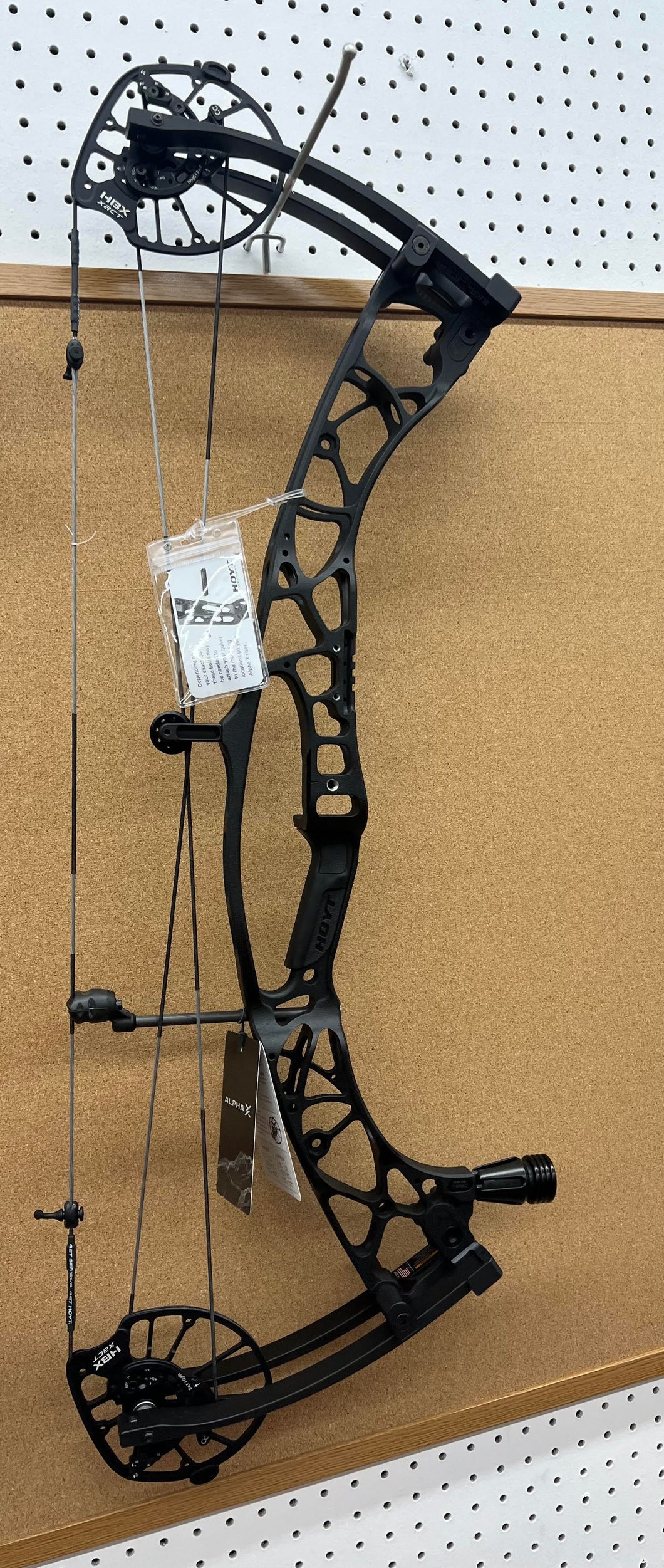 Hoyt Alpha X 33