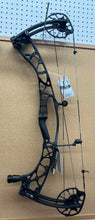 Load image into Gallery viewer, Hoyt Alpha X 33
