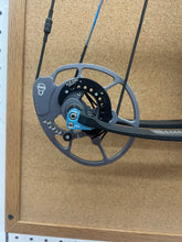 Load image into Gallery viewer, Bowtech Eva Shockey Gen 2
